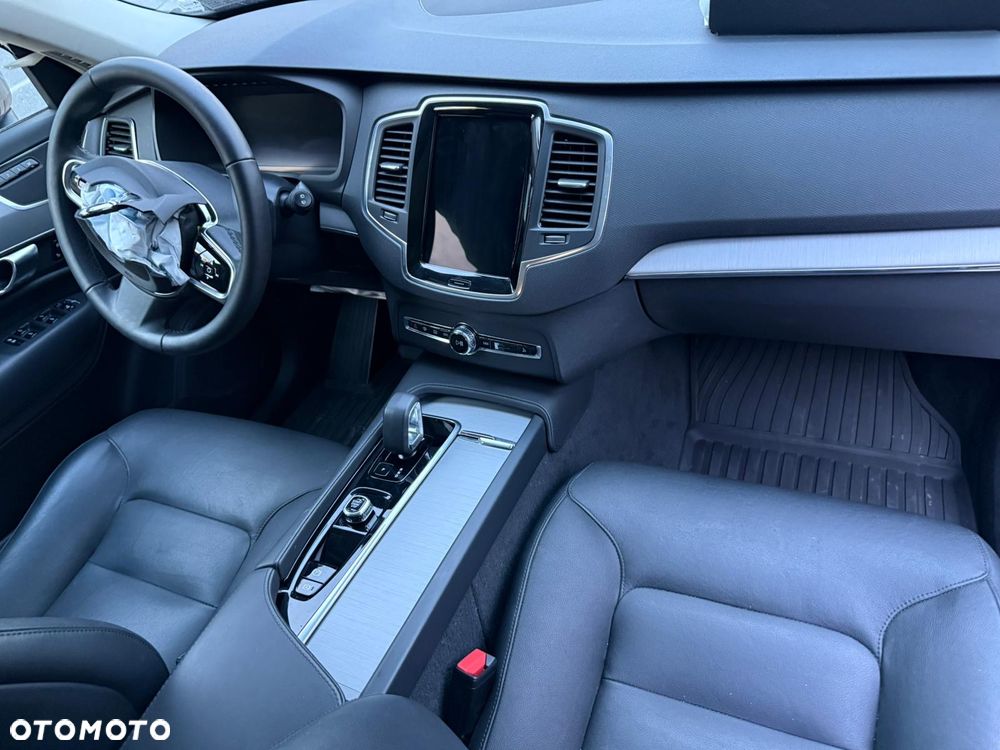 Volvo XC 90 - 10