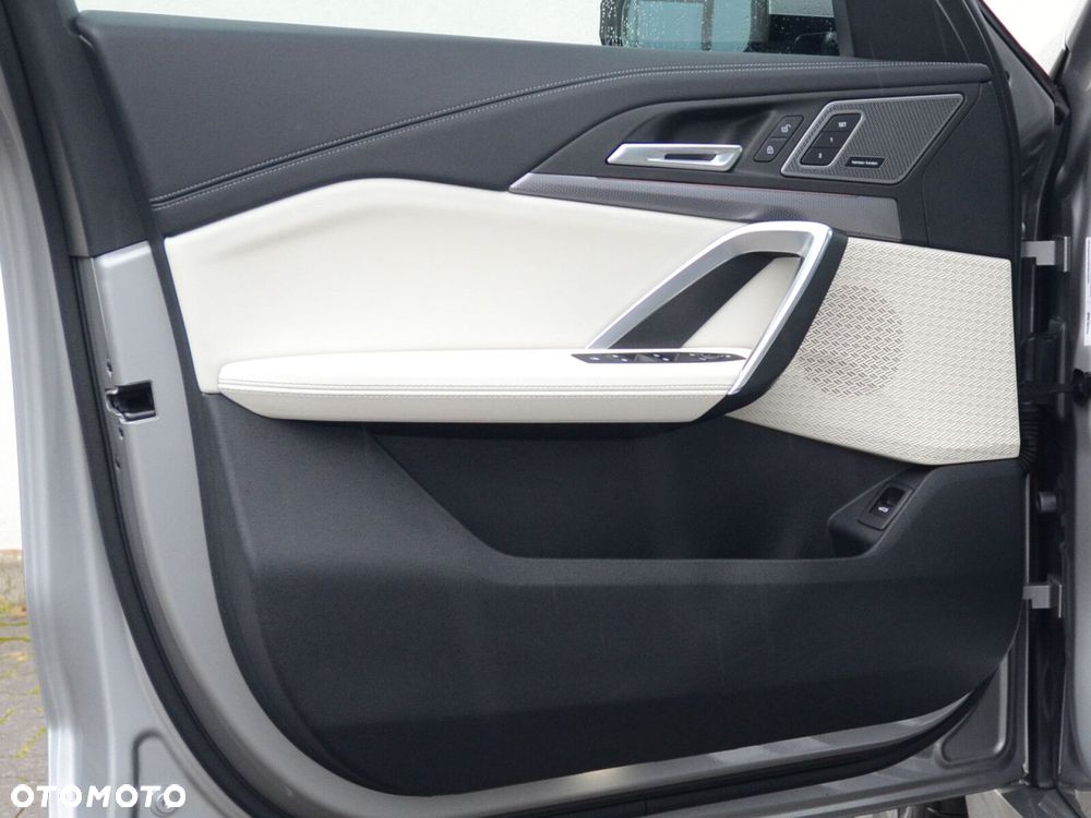 BMW X1 - 24