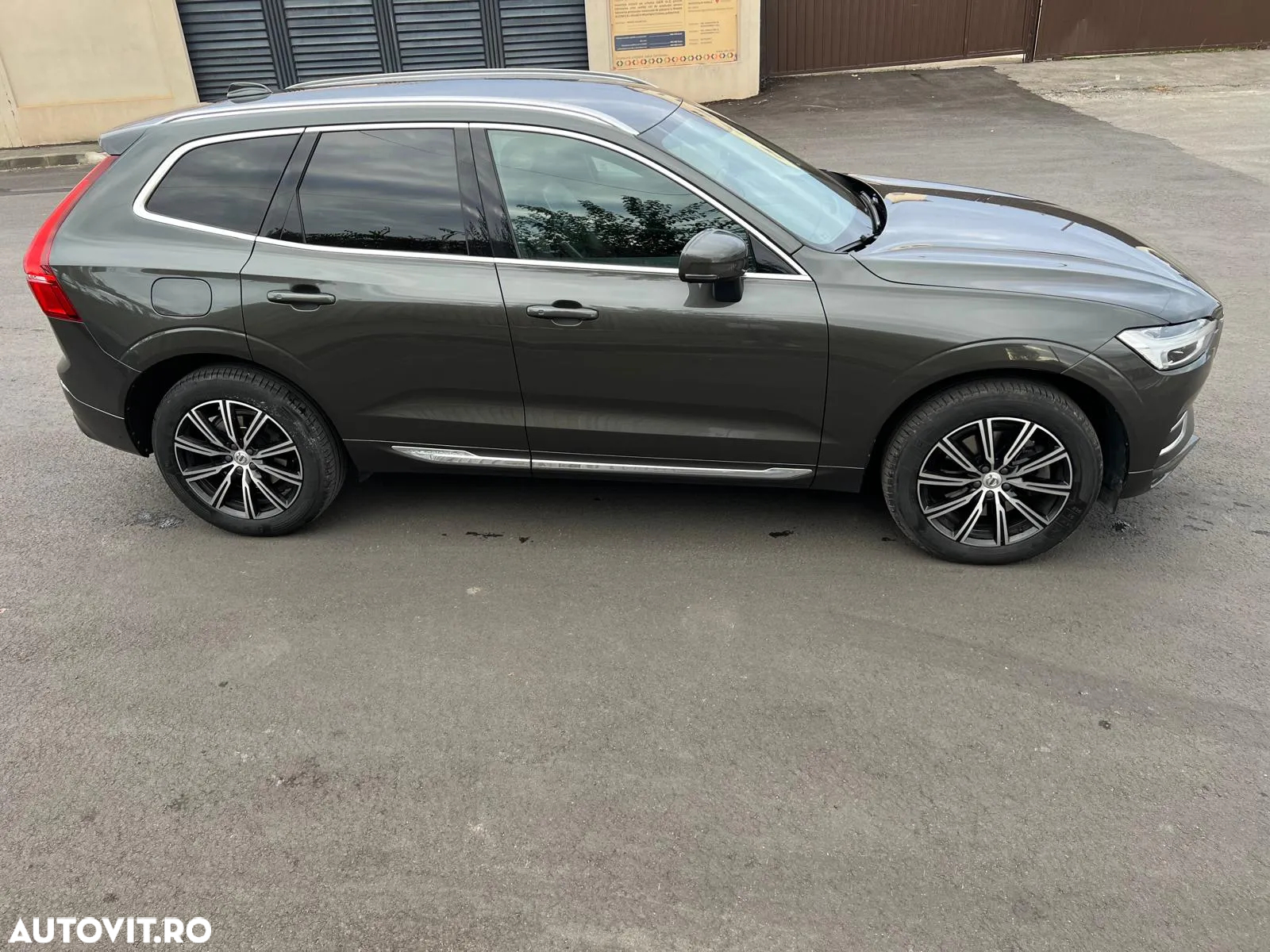 Volvo XC 60 B4 MHEV AWD Inscription - 5