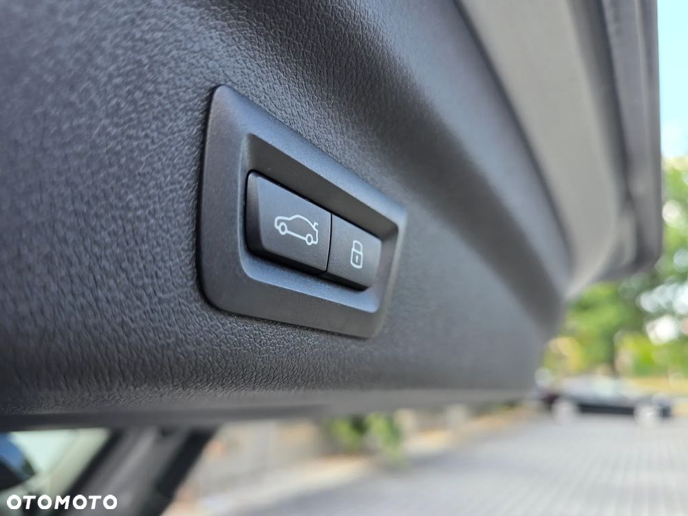 BMW X1 sDrive18i M Sport - 27