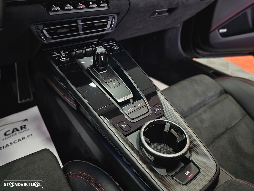 Porsche 911 Série F - 19