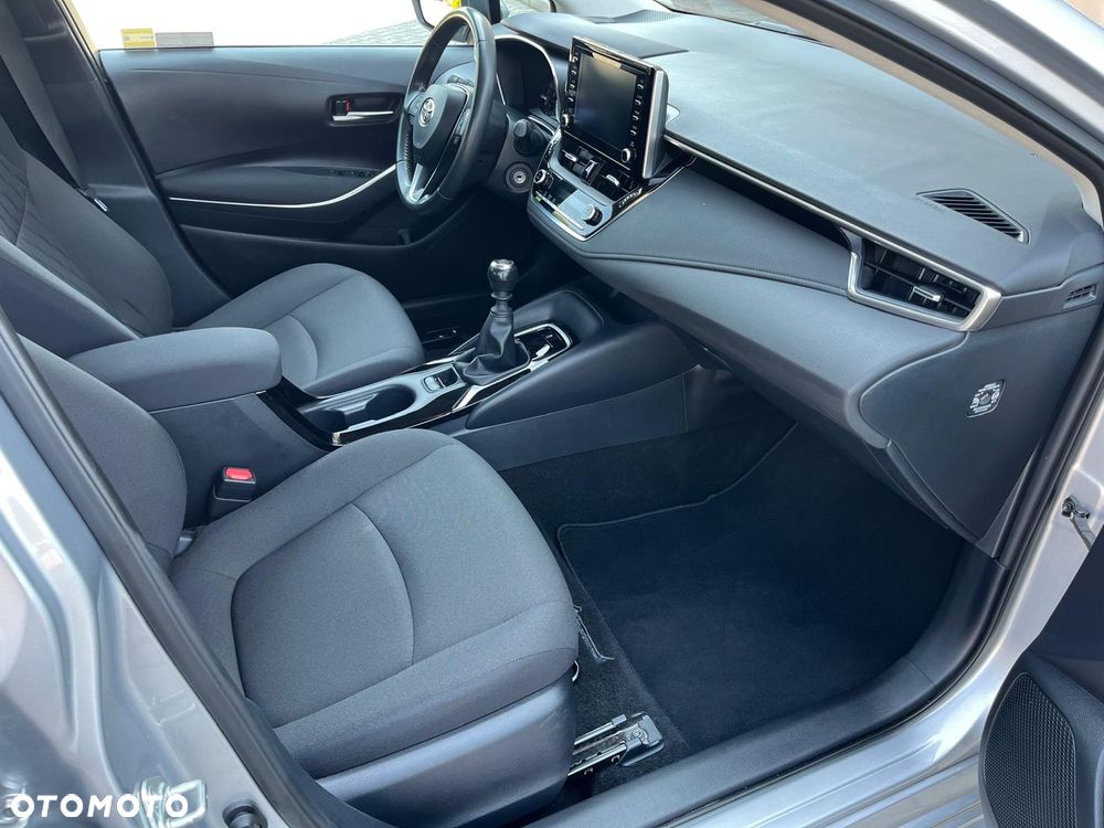 Toyota Corolla 1.5 Comfort - 16