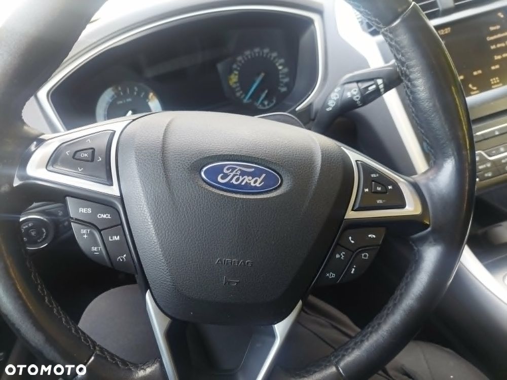 Ford Mondeo - 7