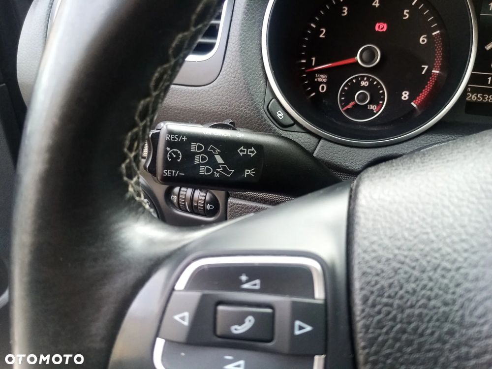 Volkswagen Golf 1.2 TSI BlueMotion Technology Comfortline - 9