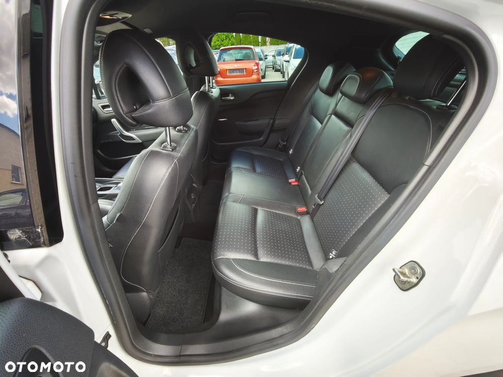 Citroën DS4 THP 200 SportChic - 38
