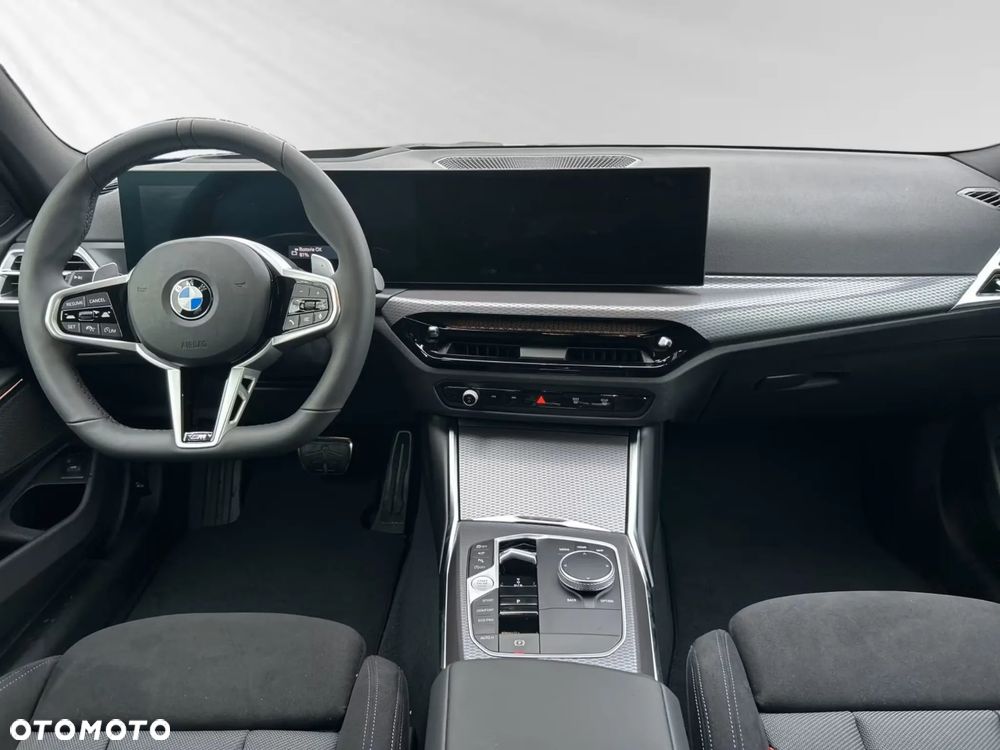 BMW Seria 3 320i xDrive M Sport - 13