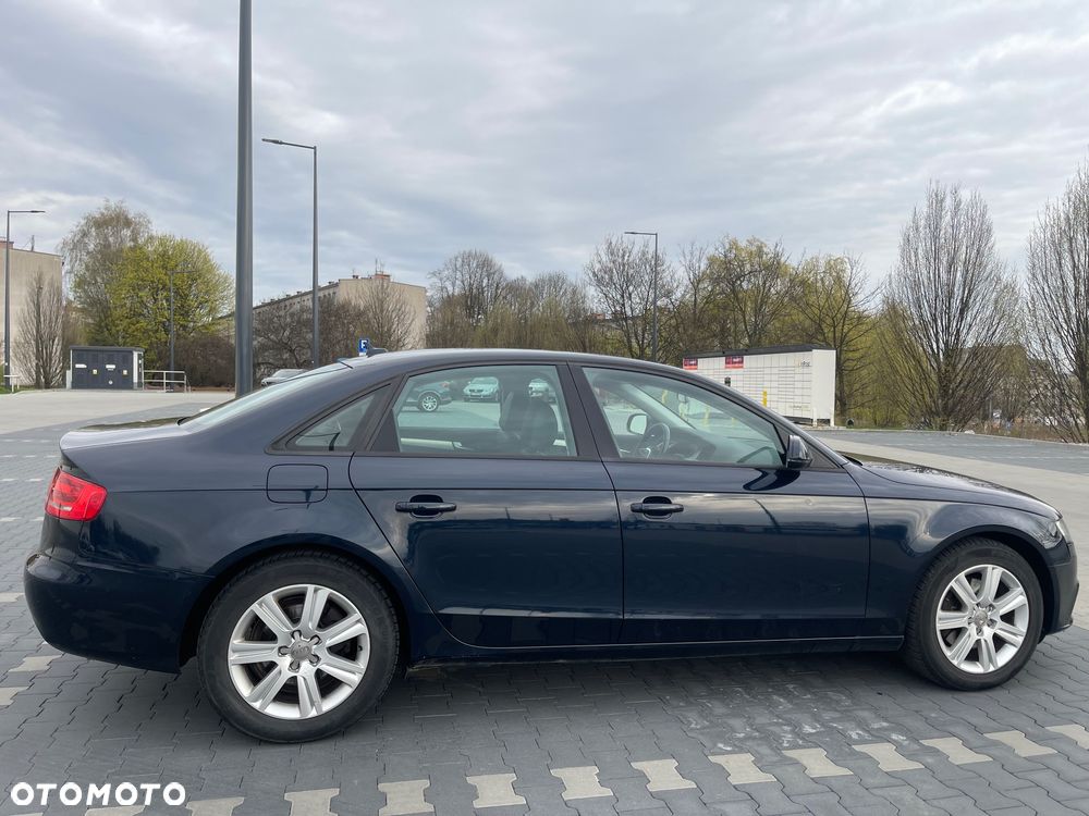 Audi A4 Limousine 2.0 TFSI quattro S tronic Attraction - 3