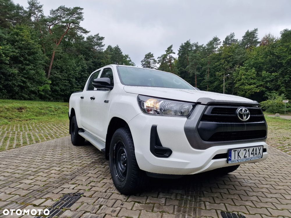Toyota Hilux - 1