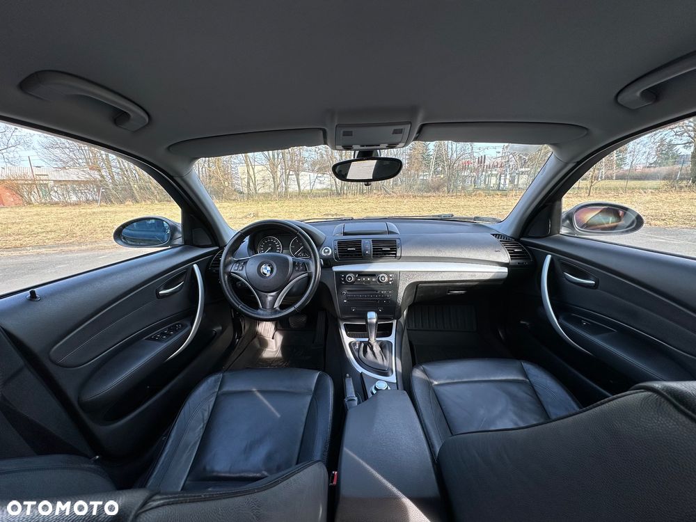 BMW Seria 1 120d DPF - 17