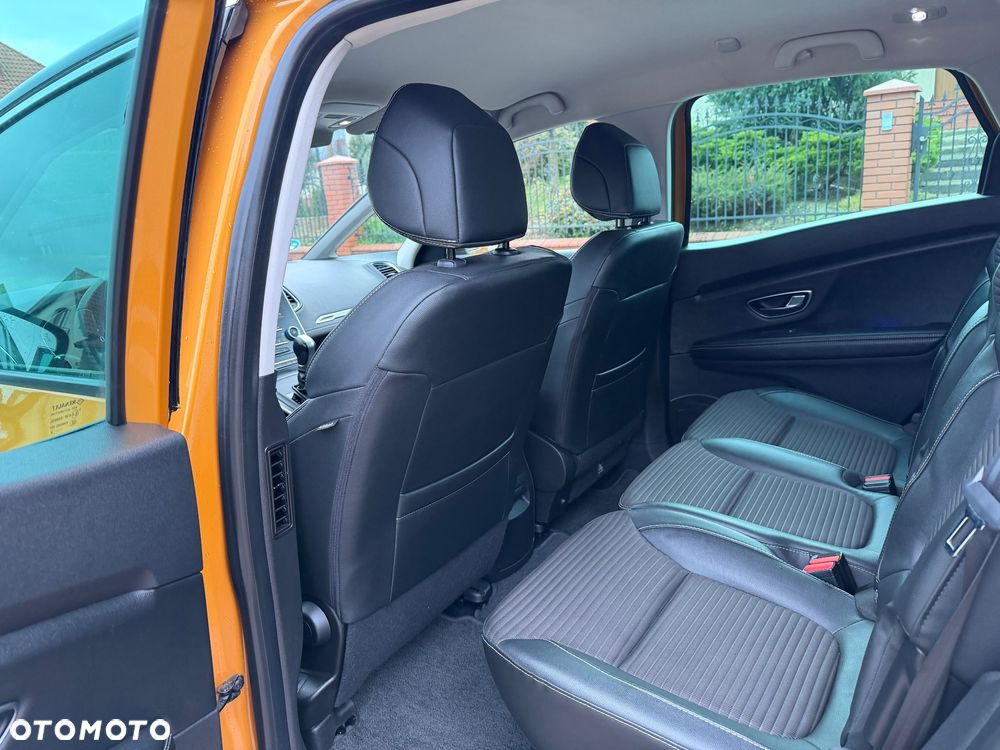 Renault Scenic - 25