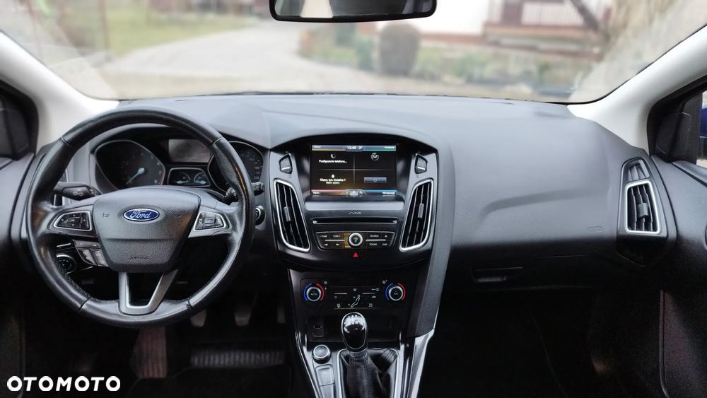 Ford Focus 1.0 EcoBoost Titanium - 12