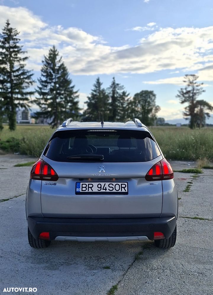 Peugeot 2008 1.2 PureTech Turbo EAT6 S&S Allure - 4