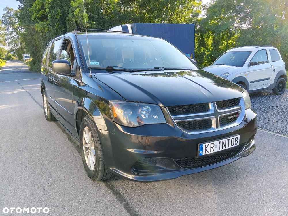 Dodge Grand Caravan - 5