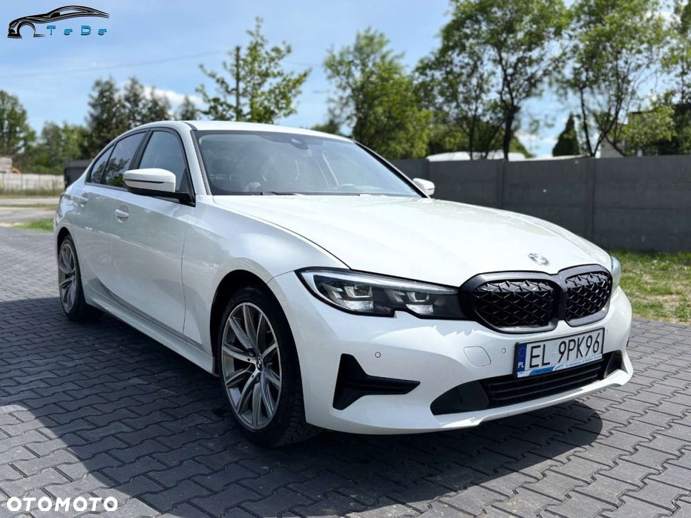 BMW Seria 3 318d M Sport - 4