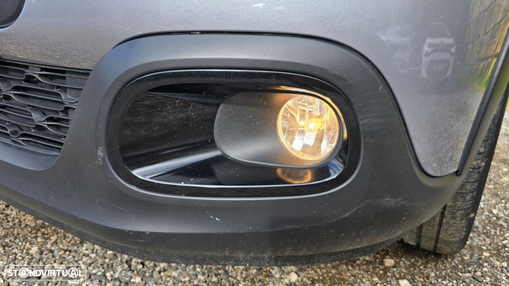 Citroën C3 1.2 PureTech Shine - 57