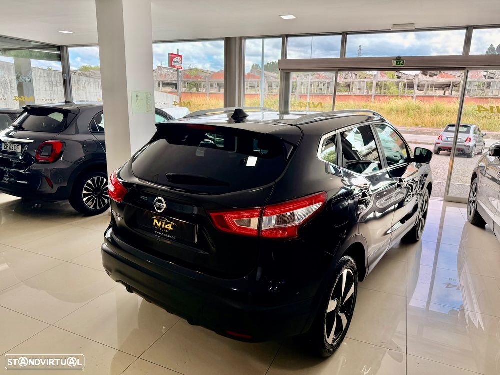 Nissan Qashqai 1.5 dCi N-Connecta 18 - 11