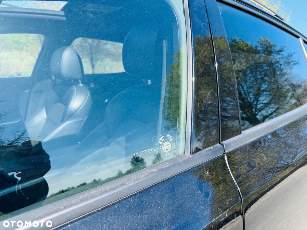 Kia Stinger 3.3 T-GDI V6 GT AWD - 40