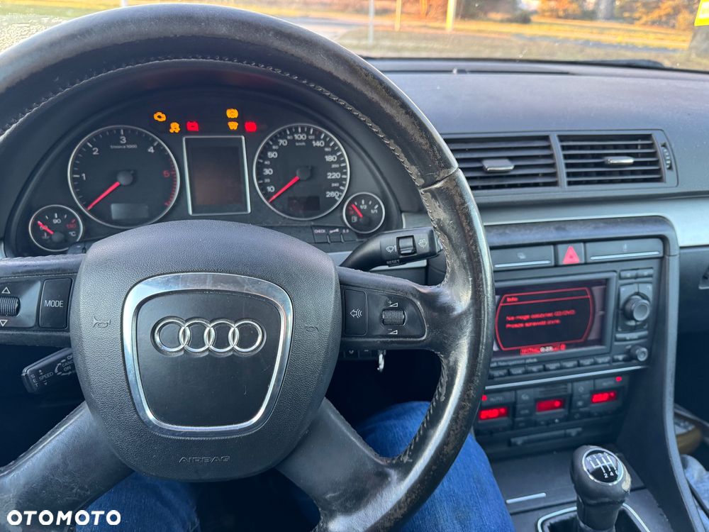 Audi A4 Limousine 2.0 TDI DPF - 8