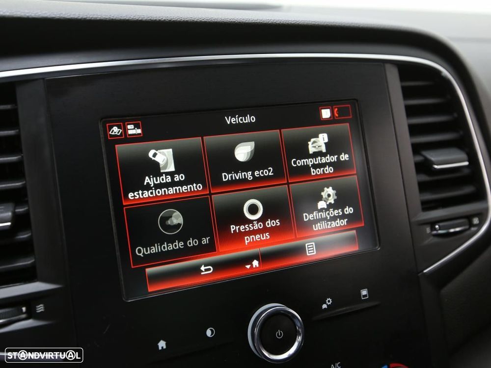 Renault Mégane Grand Coupe - 18