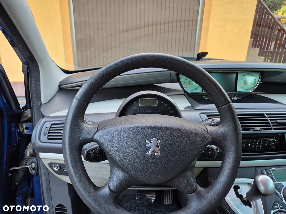 Peugeot 807 - 16