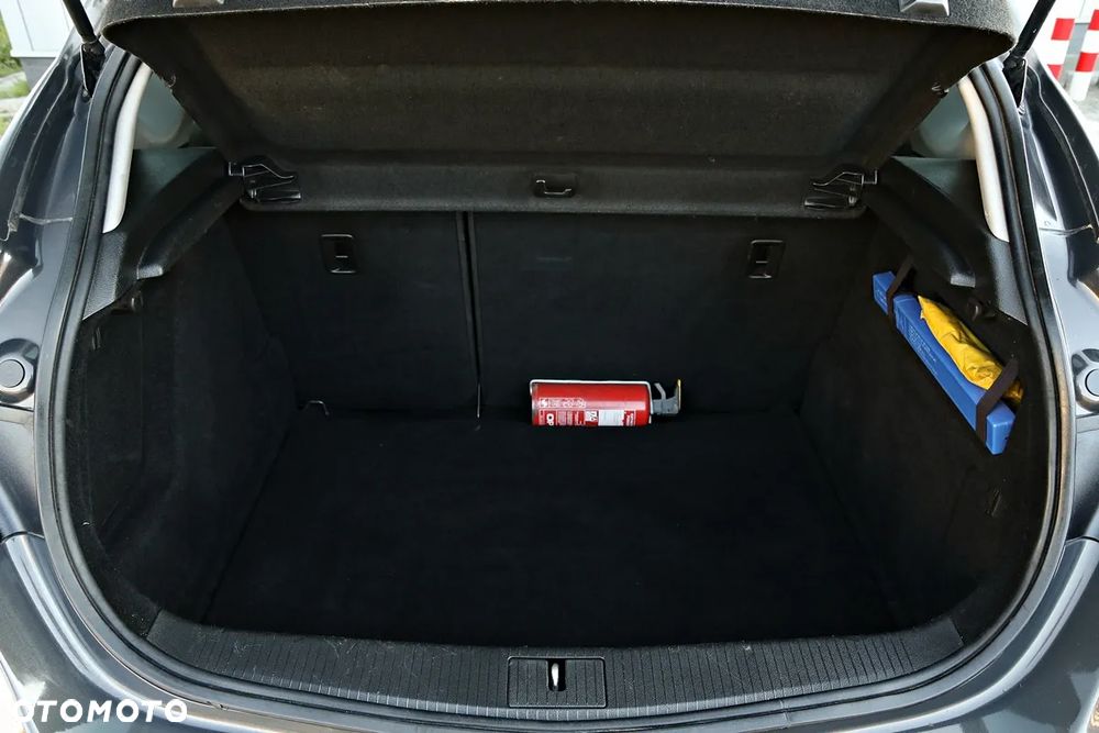 Opel Astra 1.7 CDTI DPF Cosmo - 28