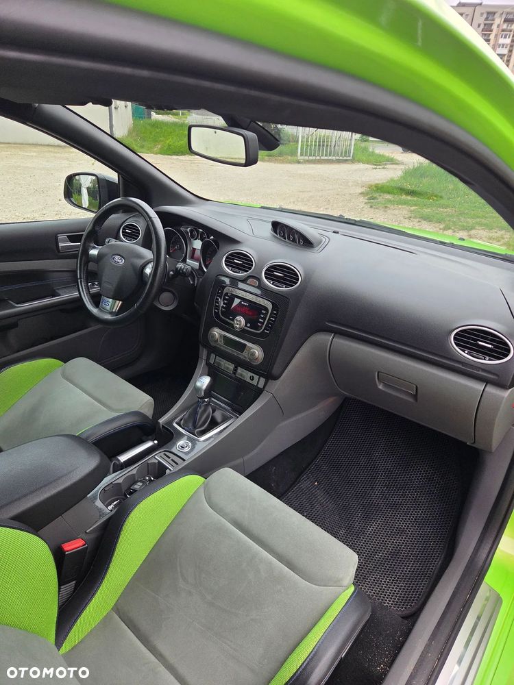 Ford Focus - 22