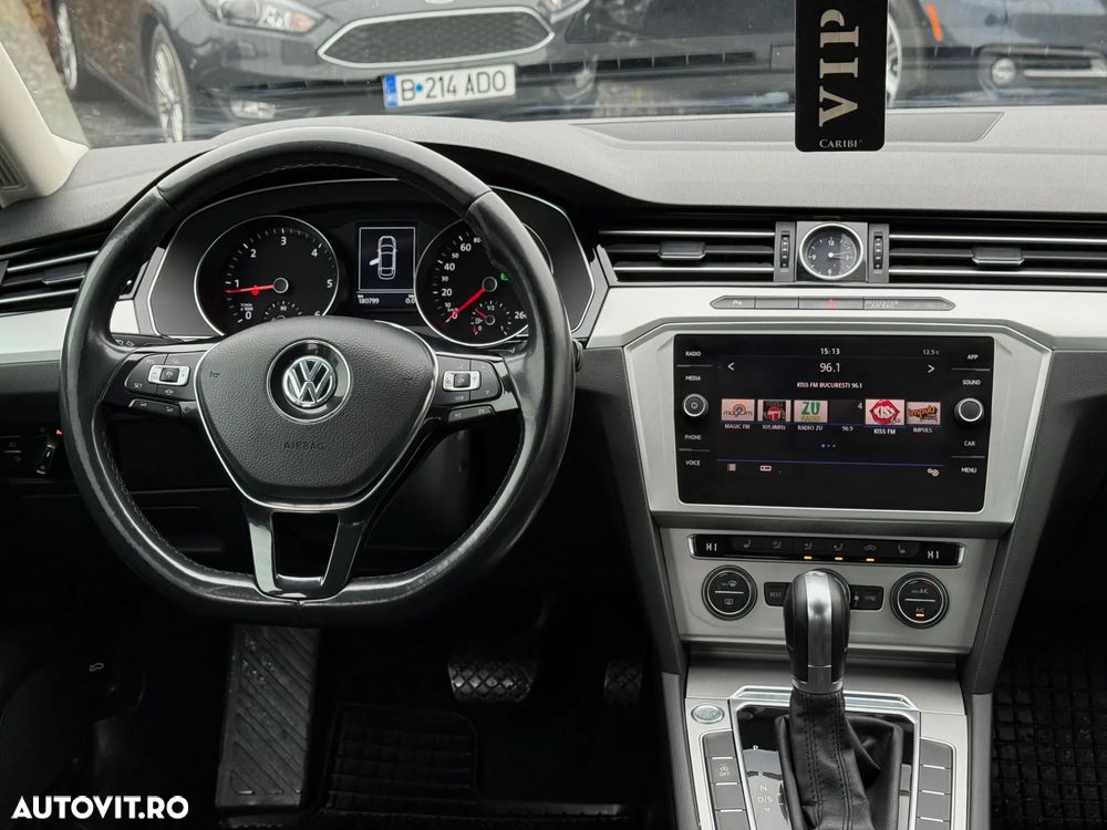 Volkswagen Passat 2.0 TDI DSG Comfortline - 7