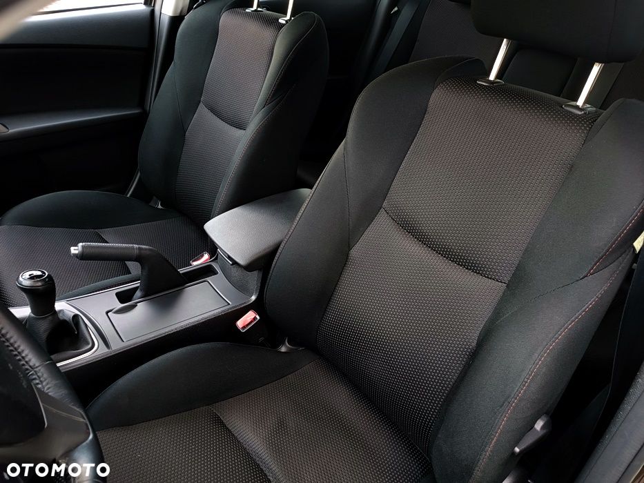 Mazda 3 1.6 Exclusive - 18