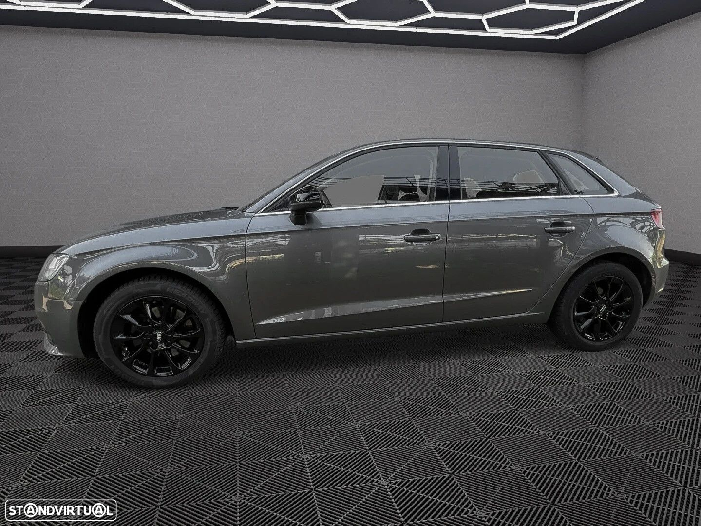 Audi A3 Sportback 1.6 TDI Attraction - 3