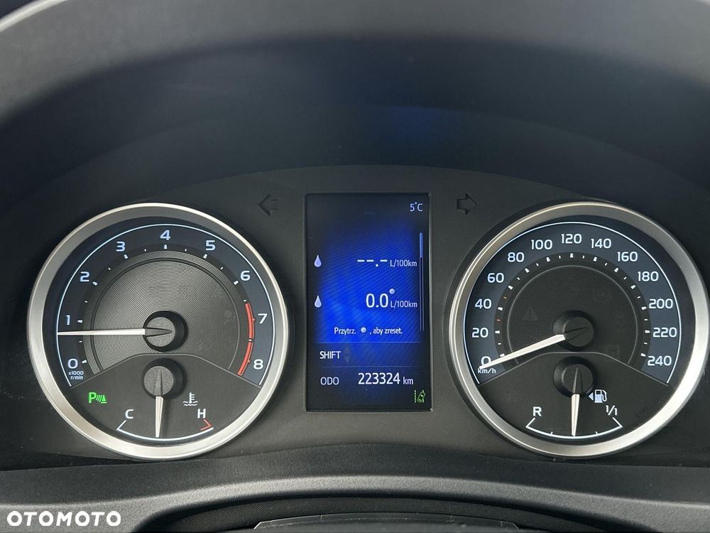 Toyota Corolla 1.6 Prestige EU6 - 15