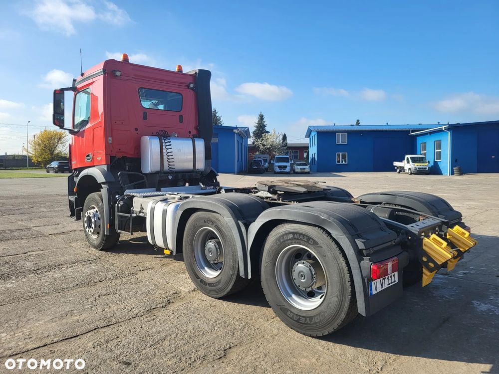 Mercedes-Benz Arocs 2645 6x4 budowlany DMC 66 ton z Niemiec - 10