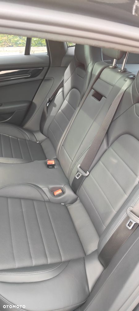 Porsche Panamera 4 E-Hybrid PHEV - 26