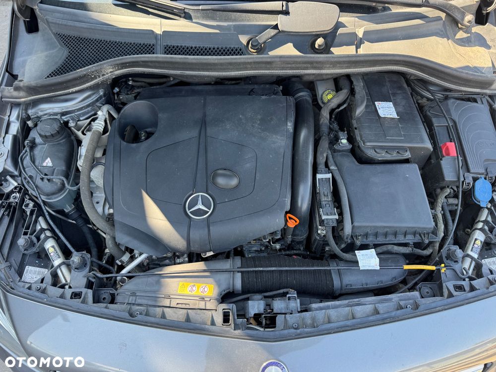 Mercedes-Benz Klasa B 180 CDI (BlueEFFICIENCY) 7G-DCT - 11