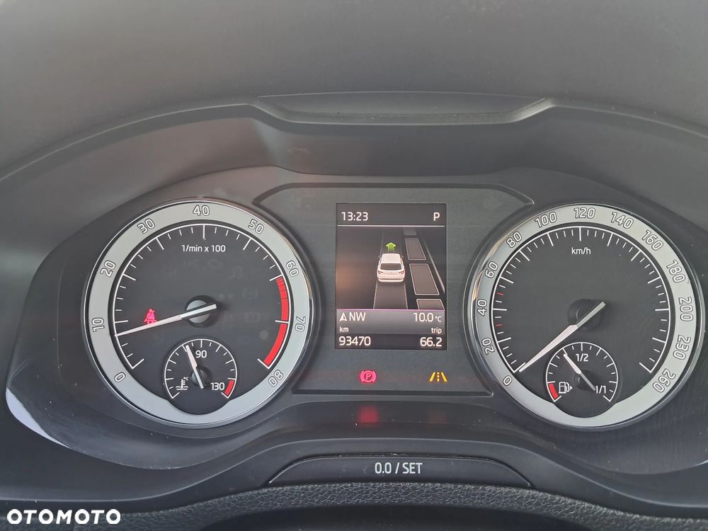 Skoda Karoq 1.5 TSI ACT 4x2 Style DSG - 22