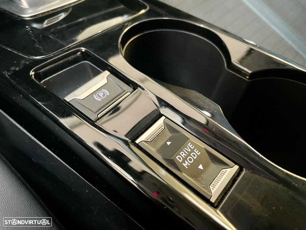 Peugeot 208 PureTech 100 EAT8 Allure Pack - 24