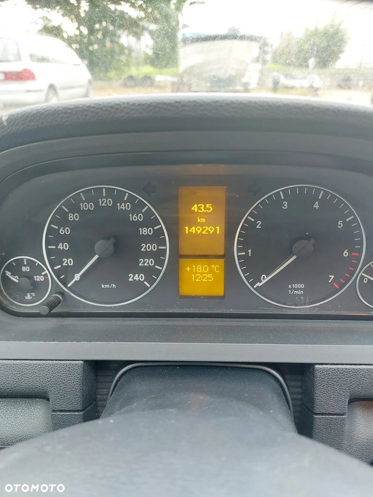 Mercedes-Benz Klasa A 160 BlueEfficiency - 10
