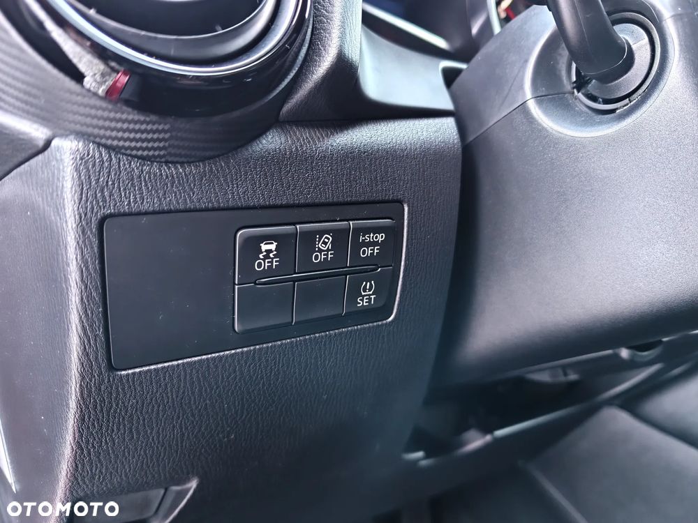 Mazda 2 SKYACTIV-D 105 Exclusive-Line - 17