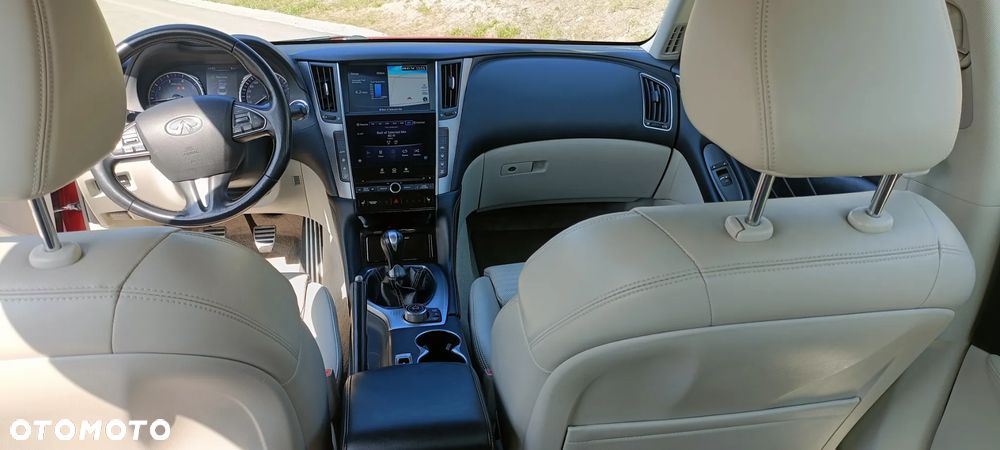 Infiniti Q50 2.2d Sport Tech - 10