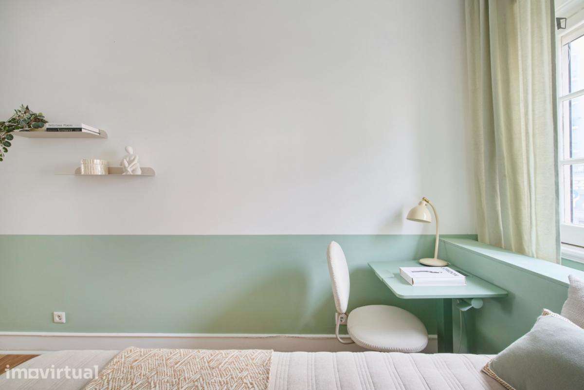 Quarto - localizado em Roma-Areeiro Lisbon - Grande imagem: 5/34