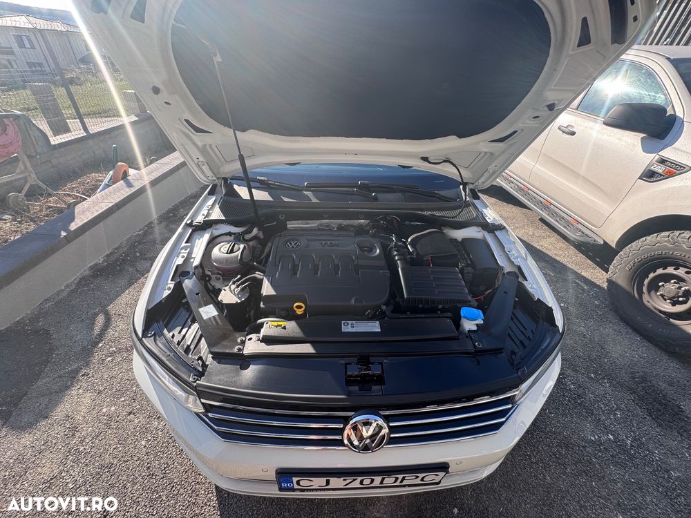 Volkswagen Passat 2.0 TDI Highline - 2
