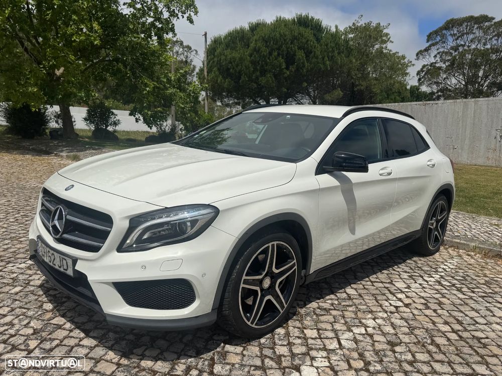 Mercedes-Benz GLA 220 CDI 7G-DCT AMG Line - 1