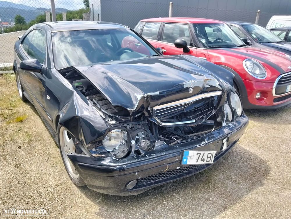 Mercedes-Benz CLK 230 - 4