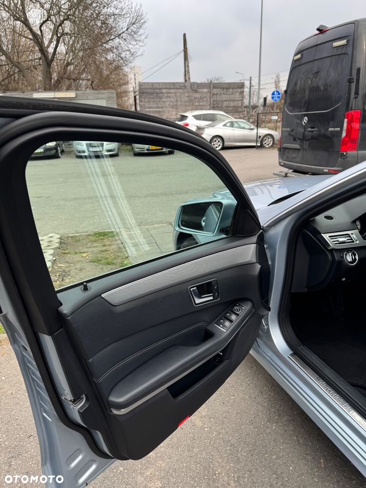 Mercedes-Benz Klasa E 220 BlueTEC 7G-TRONIC Avantgarde - 21