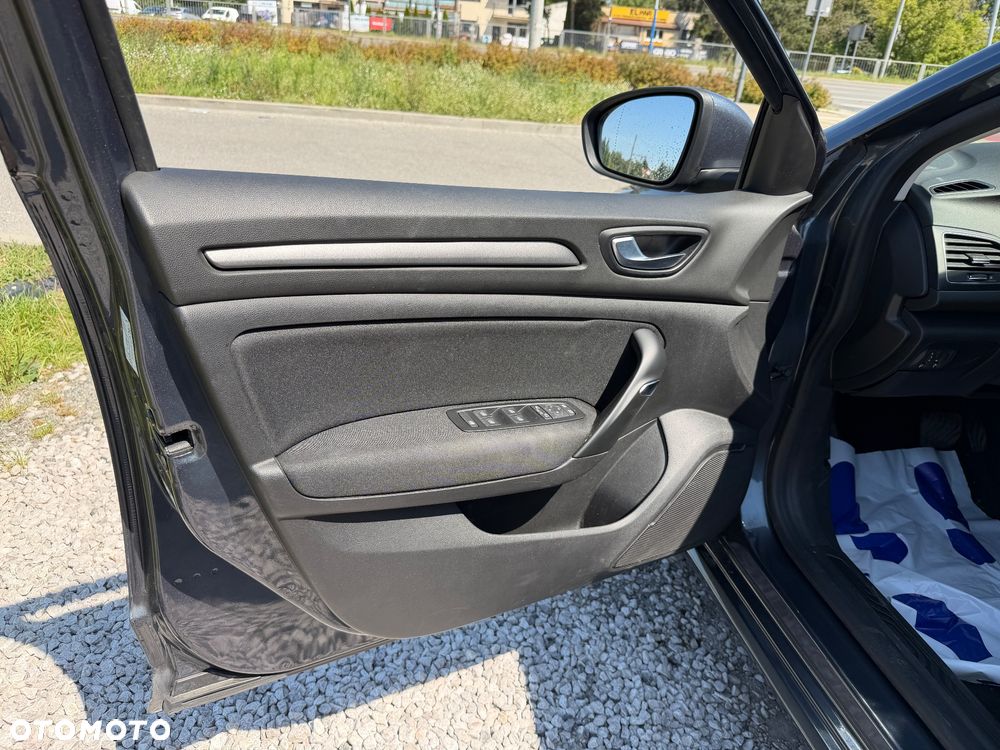 Renault Megane - 24