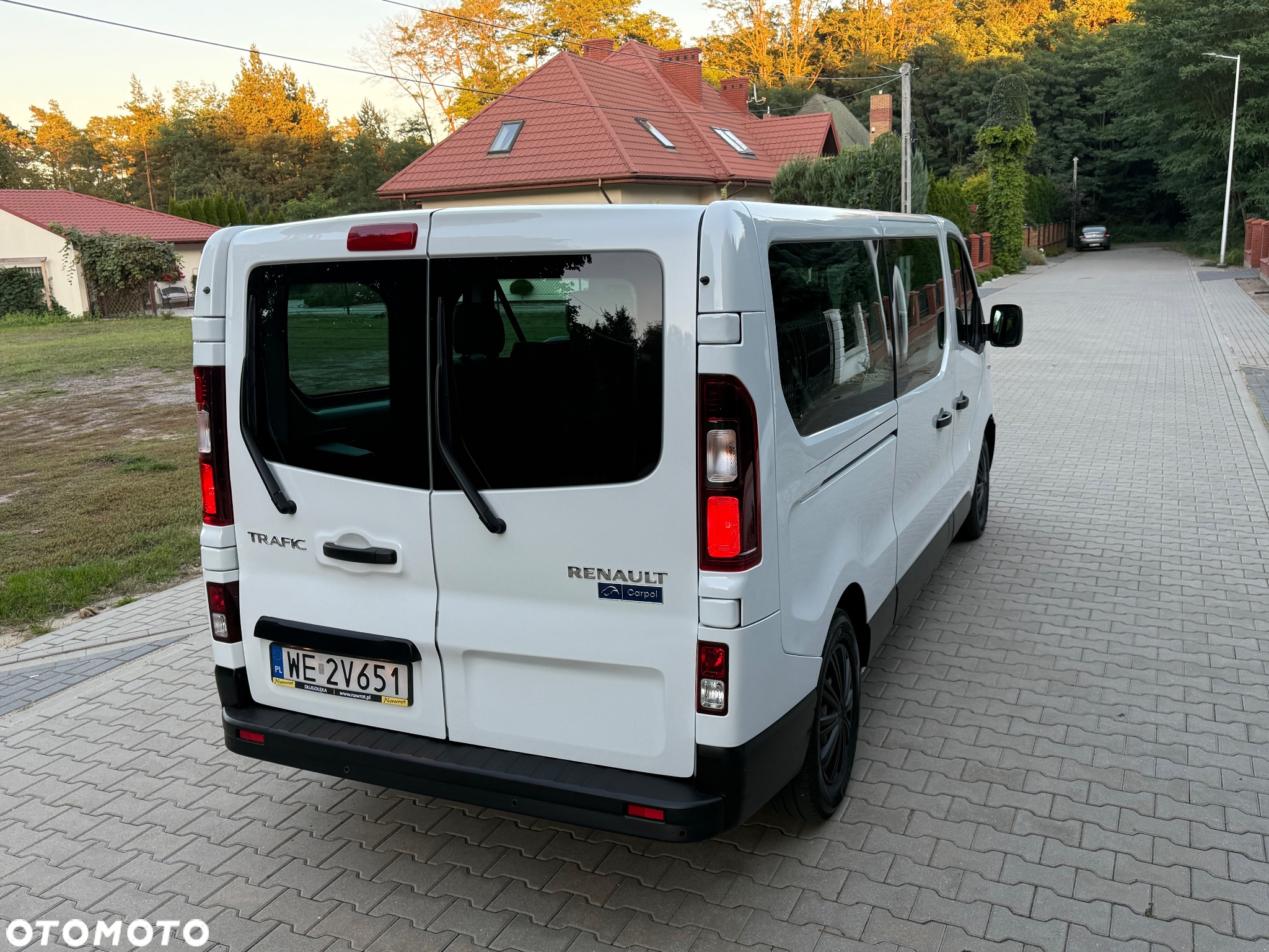 Renault Trafic 2.0 dCi L2H1 HD Business (bryg.) - 9