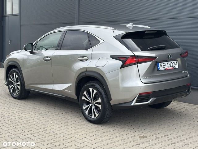 Lexus NX 300h F Impression AWD - 4
