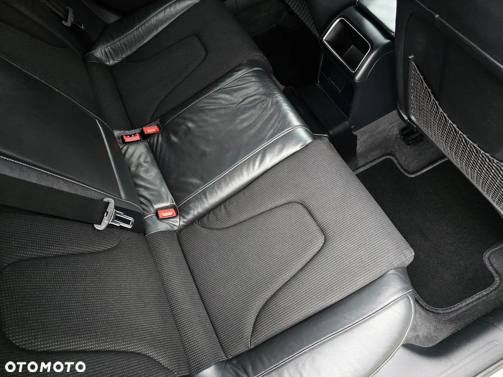 Audi A4 Limousine 2.0 TDI DPF S line Sportpaket - 24