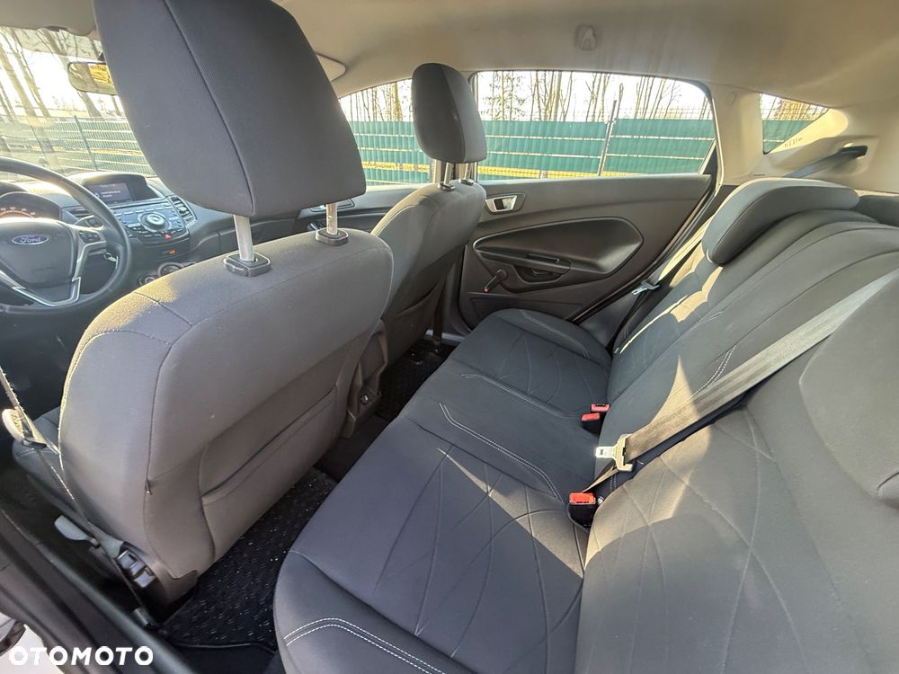 Ford Fiesta 1.6 TDCi DPF Gold X - 10