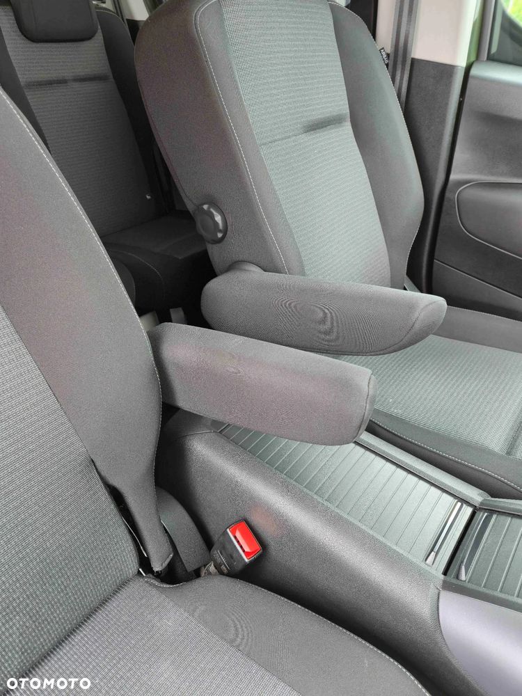 Toyota Proace City Verso Long 1.5 D-4D Family - 33