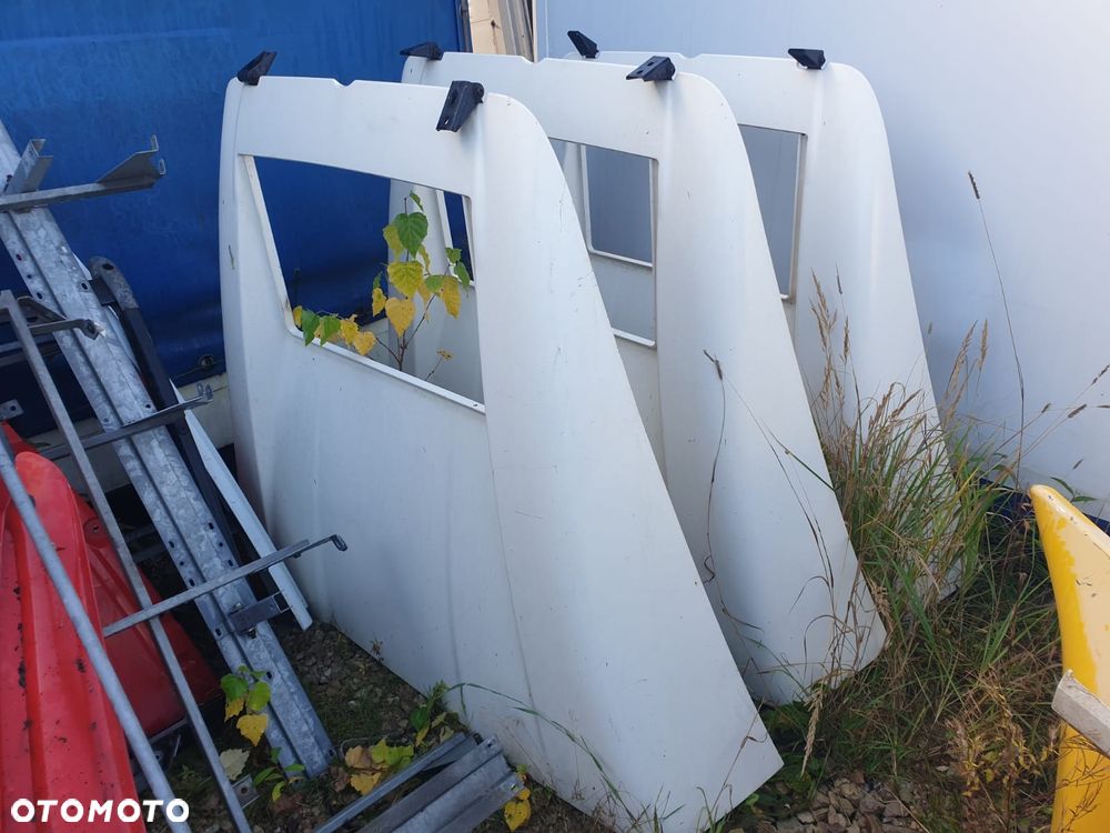 SPOILER DACHOWY OWIEWKA MAN TGX 81629100265 - 3